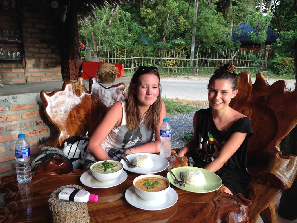 The Lazy Bar And Guesthouse Ao Nang Экстерьер фото